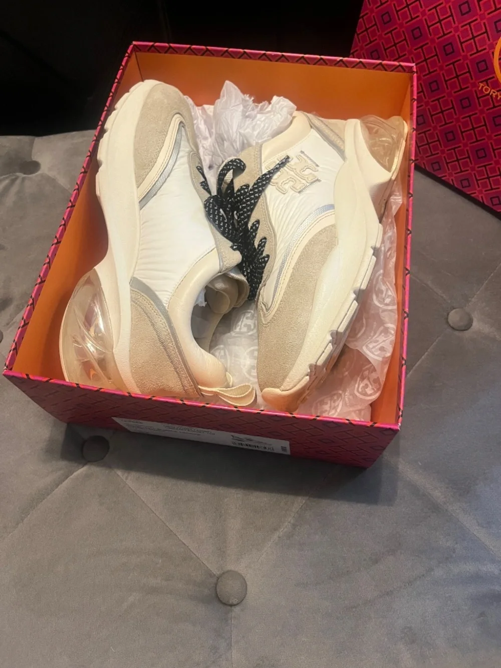 TORY BURCH WOMEN’s SNEAKER SIZE 10.5